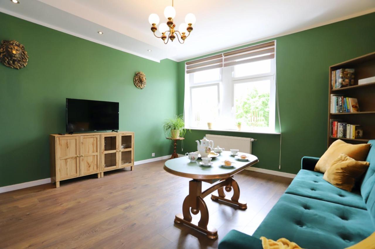 Apartament Stary Zdroj 瓦乌布日赫 外观 照片